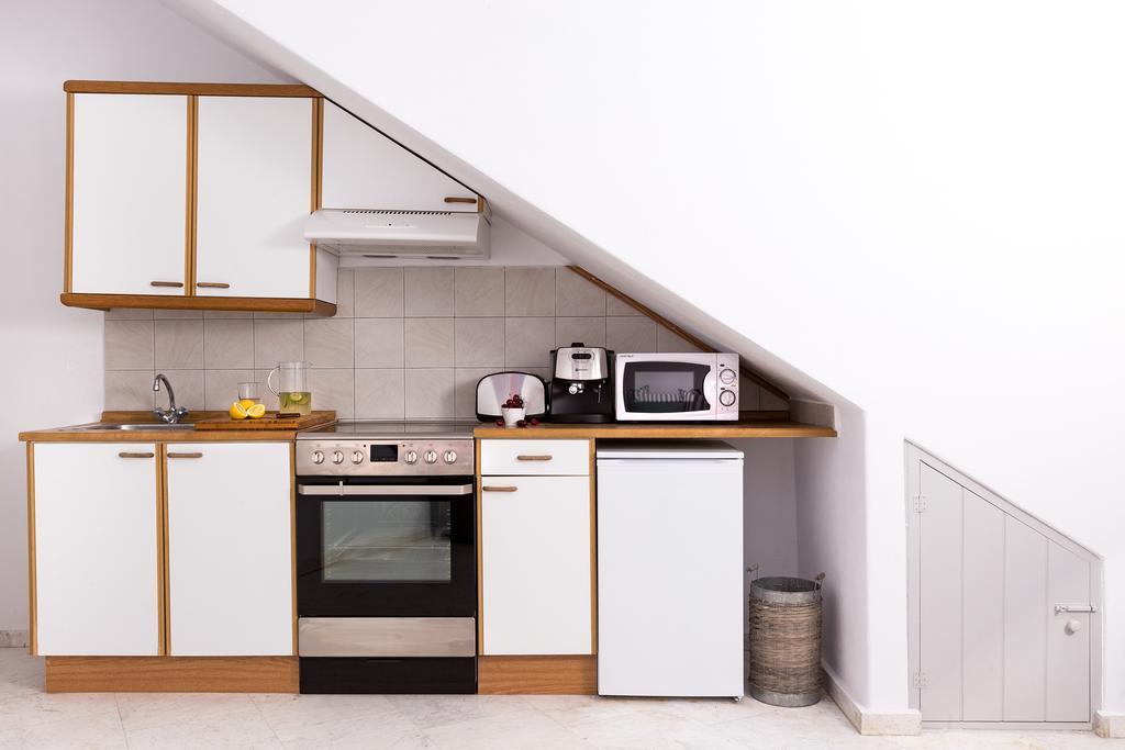 Bay Bees Sea View Suites & Homes Platys Gialos  Quarto foto