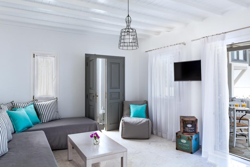 Bay Bees Sea View Suites & Homes Platys Gialos  Quarto foto