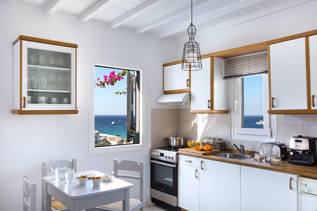 Bay Bees Sea View Suites & Homes Platys Gialos  Quarto foto