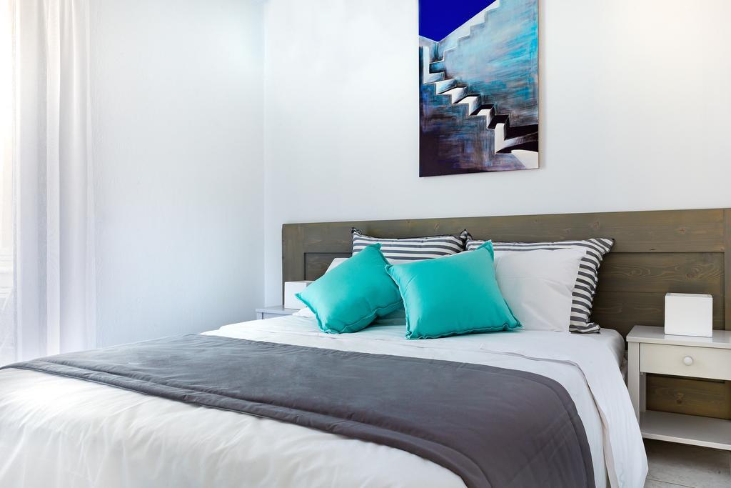 Bay Bees Sea View Suites & Homes Platys Gialos  Quarto foto